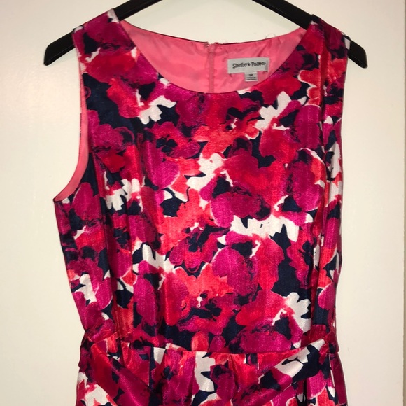 Dress - Picture 1 of 6